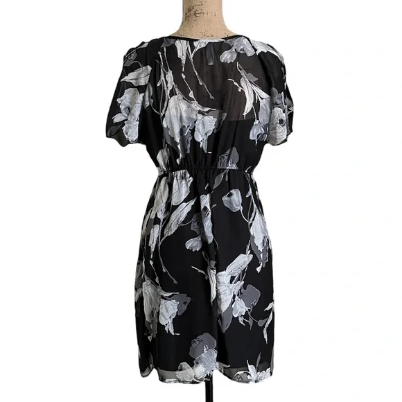 Xhilaration Floral Print & Black Shell Lining Dress XS - Picture 7 of 16